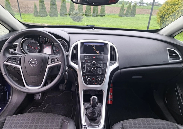 Opel Astra cena 39800 przebieg: 147524, rok produkcji 2014 z Bochnia małe 667